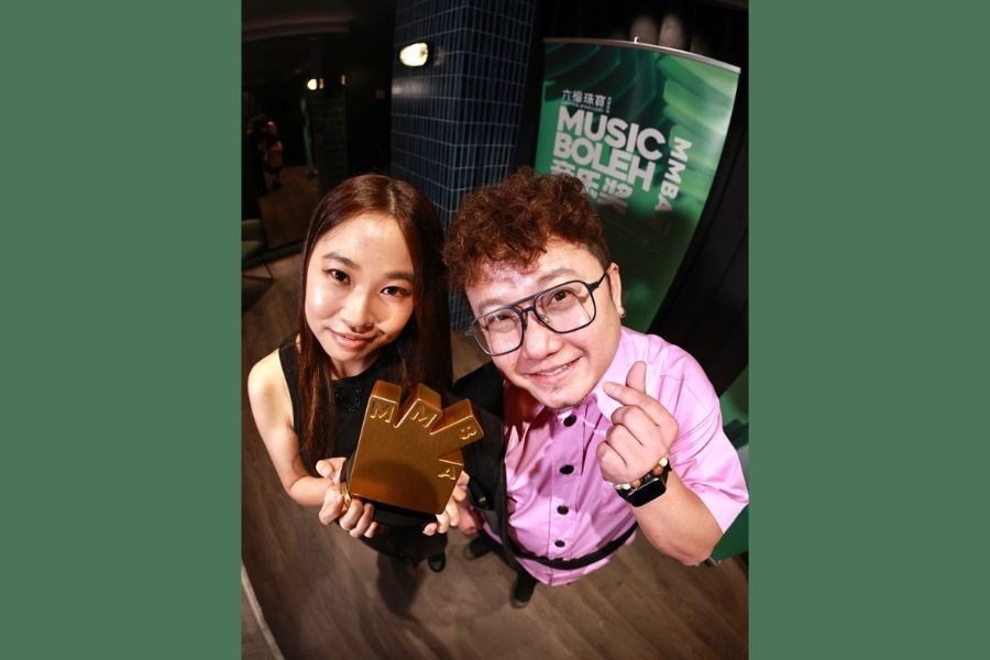 Congratulations to our alumnus Keon Chia on winning two major awards at the inaugural "Music Boleh Awards"